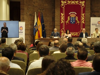 Acto de presentación de la Plataforma en Canarias