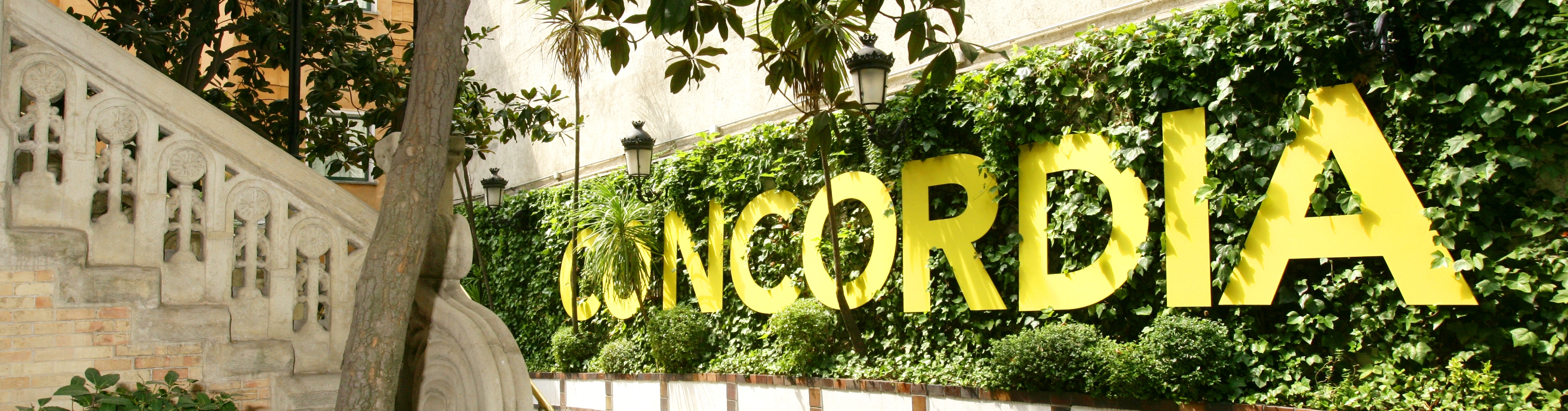 La palabra "Concordia" adornó el patio del Consejo General de la ONCE