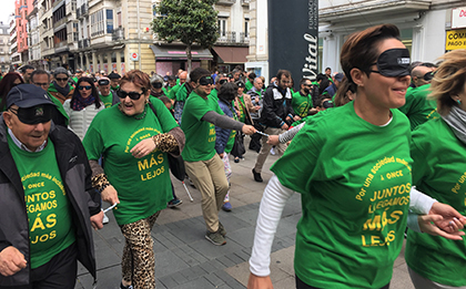 Varios de los corredores durante el transcurso de la carrera