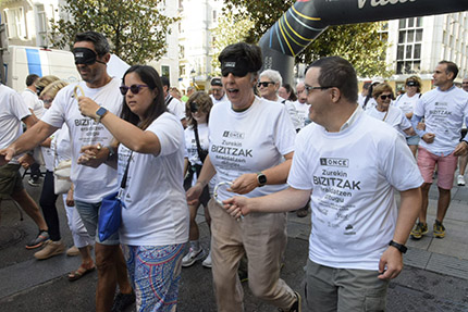 Corredores participantes en el Cascabel de Oro de Vitoria 2023