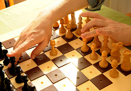 Tablero de ajedrez para ciegos