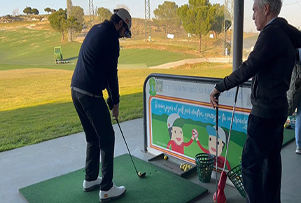 Alejandro de Miguel entrenando junto a su guía