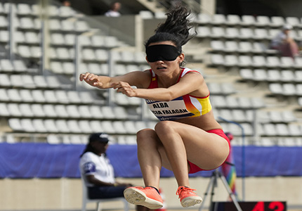 Alba García Falagán en salto de longitud