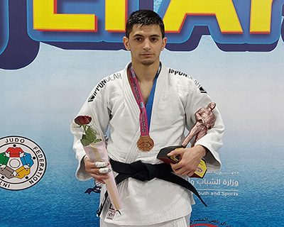 Daniel Gavilán con la medalla de bronce