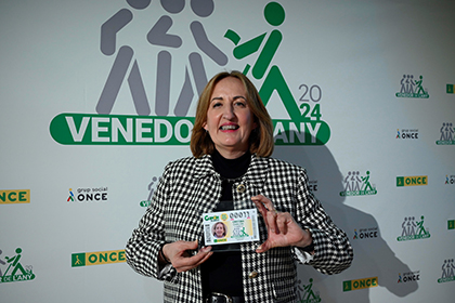 Cristina Chacón Masip, mejor vendedora de la ONCE de Cataluña en 2024