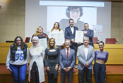 Foto de familia de la entrega de los Premios Tiflos de Periodismo de la ONCE 2022