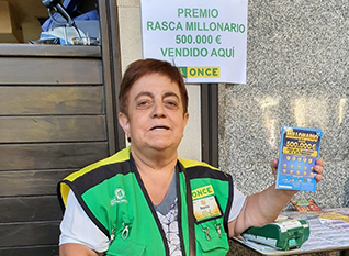 Begoña Erviti, vendedora de la ONCE en Tafalla