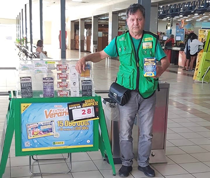 José Orlando Guerra Mena, vendedor de la ONCE que ha dado el premio 