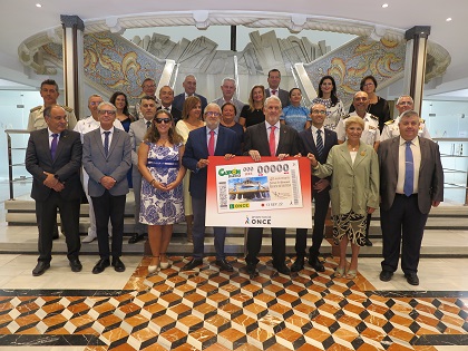 Presentación del cupón en la Asamblea Regional de la Región de Murcia