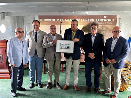 Presentación del cupón dedicado al 111 aniversario del Correíllo La Palma