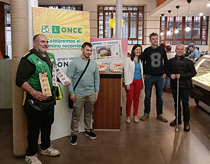 Presentación del cupón de la ONCE dedicado a los Suspiros de Amante, de Teruel