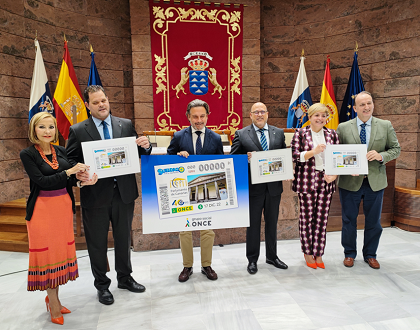 Foto de grupo de la presentación del cupón dedicado al 40 aniversario del Parlamento Canario