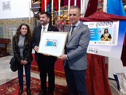 Presentación del cupòn dedicado al 75 Aniversario de Jesús Cautivo de La Palma del Condado