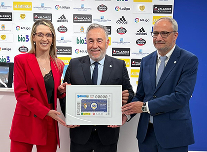 Presentación del cupón de la ONCE dedicado al Centenario de la Ponferradina