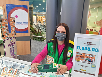 Dolores Ceballos, vendedora que ha repartido 350.000 euros en el Puerto de Santa María