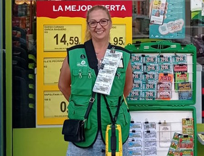 ISABEL RODRIGUEZ, VENDEDORA ONCE EN LA HOYA ELCHE