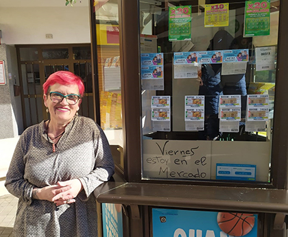 Dolores Ruiz, vendedora de la ONCE en Montornès del Vallès 