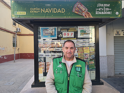 Joaquín Martínez, vendedor de la ONCE en Melilla
