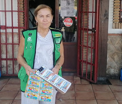 Isabel Pérez, vendedora de la ONCE en Alcalá de los Gazules