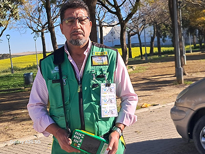Manuel Valencia, vendedor de la ONCE en Cabezas de San Juan