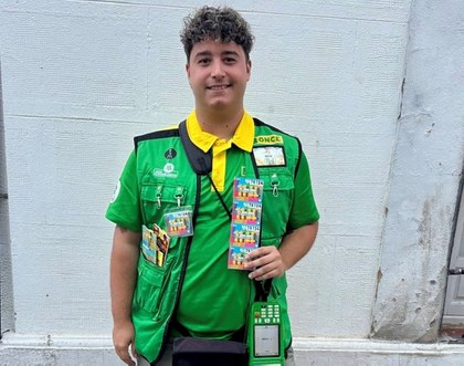 Iker Triviño, vendedor ONCE en Moguer