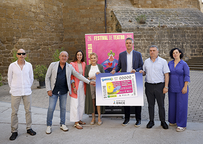 Presentación del cupón dedicado al Festival de Teatro de Olite