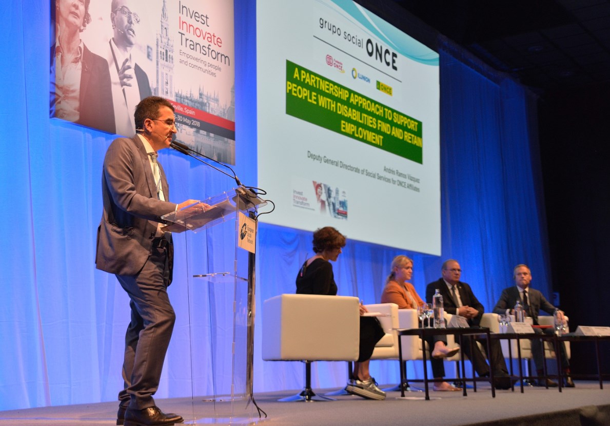 Andrés Ramos durante su intervención en el Congreso Congreso Europeo de Servicios Sociales 