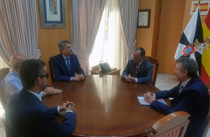 Reunión de los responsables de la ONCE en Andalucía y Ceuta, con Juan Jesús Vivas