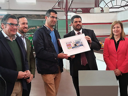 Presentación del cupón de la ONCE dedicado al Mercado de Abastos de Villafranca de los Barros