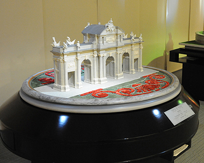 Maqueta de la Puerta de Alcalá propiedad del Museo Tiflológico de la ONCE