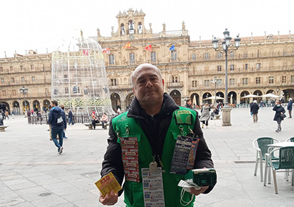 Francisco Sánchez Barreño vendedor que ha dado el premio en Salamanca