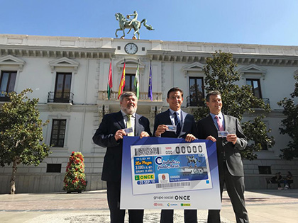 Presentación del cupón de la ONCE dedicado al Reloj del Ayuntamiento de Granada