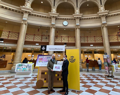 Presentación del cupón dedicado al reloj del Edificio Principal de Correos de Valencia