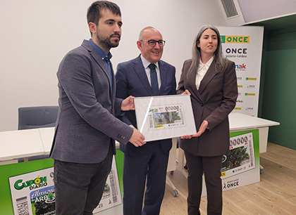 Presentación del cupón de la ONCE dedicado al Roble pedunculado de Zigoitia-Ondategi