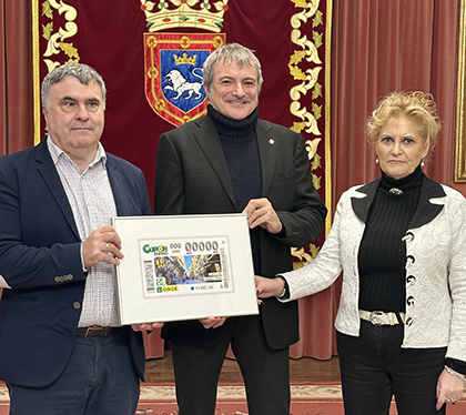Presentación del cupón de la ONCE dedicado a la calle Estafeta de Pamplona
