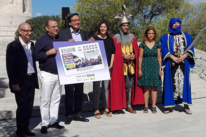 Presentación del cupón de la ONCE dedicado a las Fiestas del Rei en Jaume, en Calviá