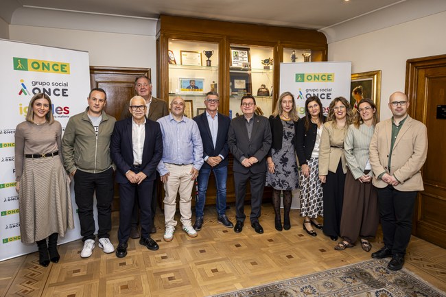 Representantes de la ONCE y de la parte social Representantes de la ONCE y de la parte social