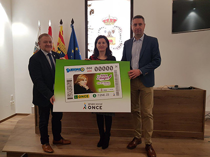 Presentación del cupón de la ONCE dedicado a la escritora aragonesa Ana M Navales