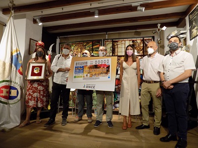 Presentación del cupón dedicado a la fiesta de Moros y Cristianos de Elche