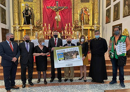 Presentación del cupón dedicado al 450 Aniversario de la Hermandad del Cristo de Confalón de Écija