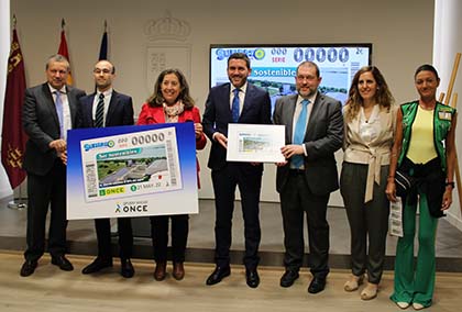 Presentación del cupòn que la ONCE dedica a la reutilización de agua en la Región de Murcia