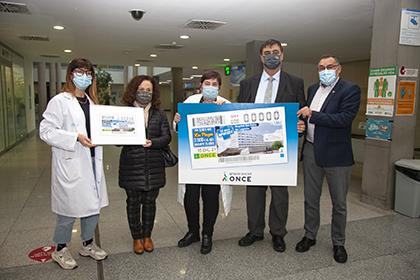 Presentación del cupón de la ONCE dedicado al Hospital San Pedro