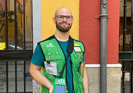 Samuel Segovia, vendedor de la ONCE en Granada que ha repartido el premio