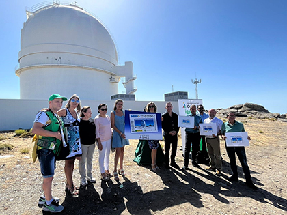 Foto de familia de la presentación del cupón dedicado al Observatorio de Calar Alto