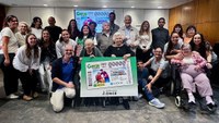 Presentación en Valencia del cupón dedicado al Día Internacional de las Personas Cuidadoras