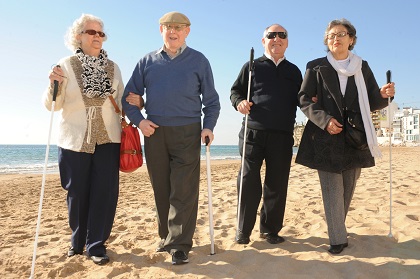 Personas mayores afiliadas a la ONCE disfrutan de vacaciones sociales