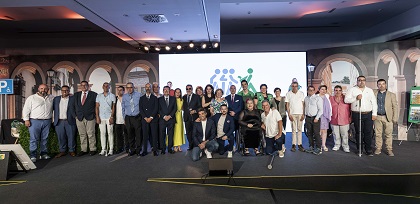 Foto de familia de los vendedores premiados