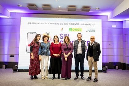 Participantes en el evento 'Sin cobertura para la violencia'