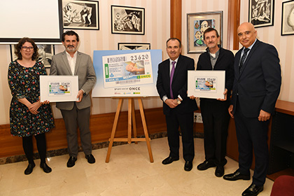 Foto de familia de la presentación del cupón de la ONCE dedicado a la Orden Hospitalaria de San Juan de Dios