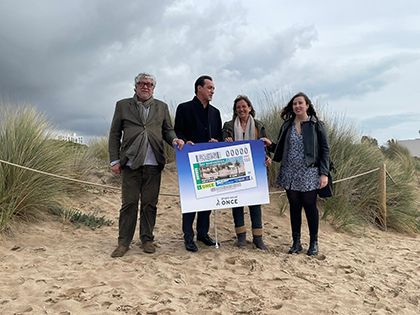 Presentación del cupón dedicado a las Las Dunas metropolitanas del Delta del Llobregat